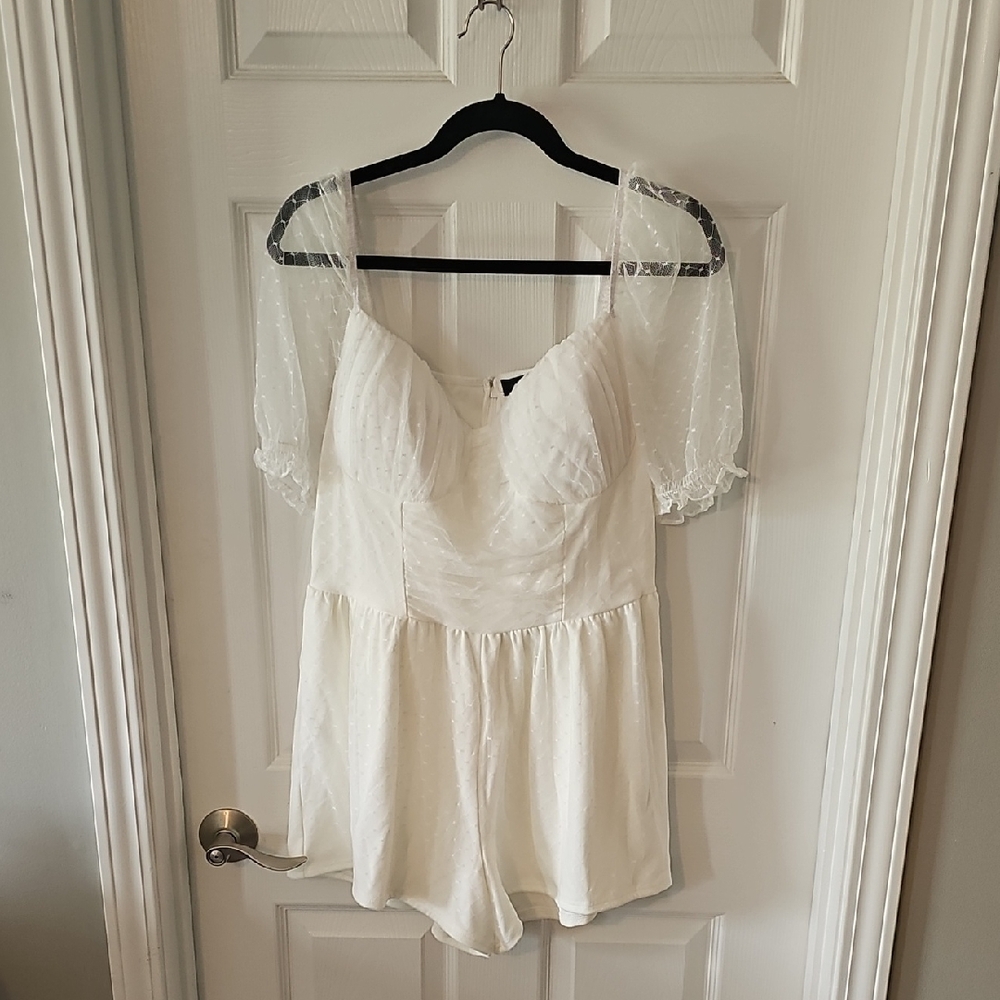 Lulu's Classic White Romper